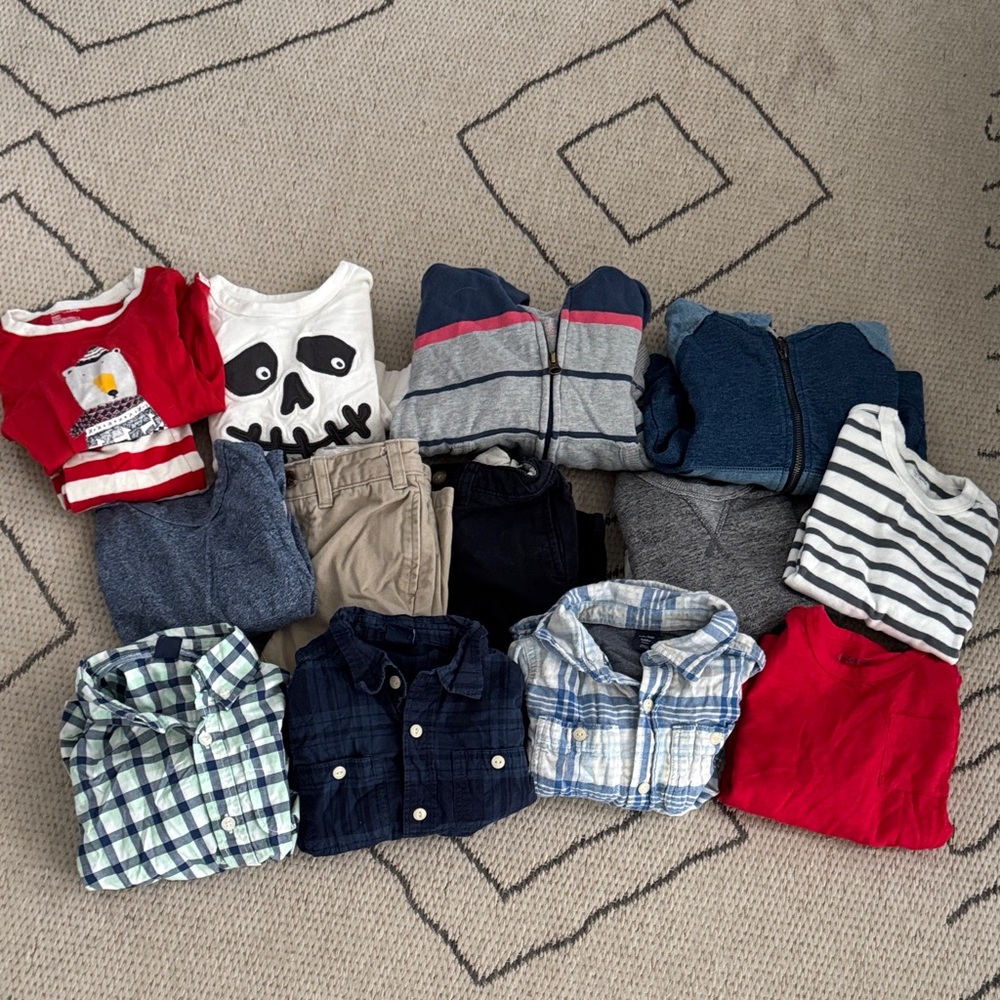Lot of 14 Pieces Baby Gap Toddler Boys 3T Shirts, Pants, Pajamas